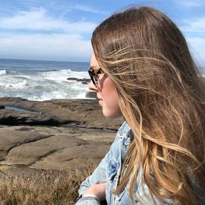 Meet your Posher, Alex